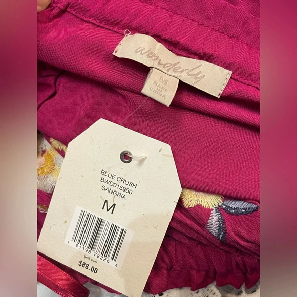 🩷 WONDERLY Off The Shoulder Embroidered Tunic Dress NWT Medium - Picture 5 of 8